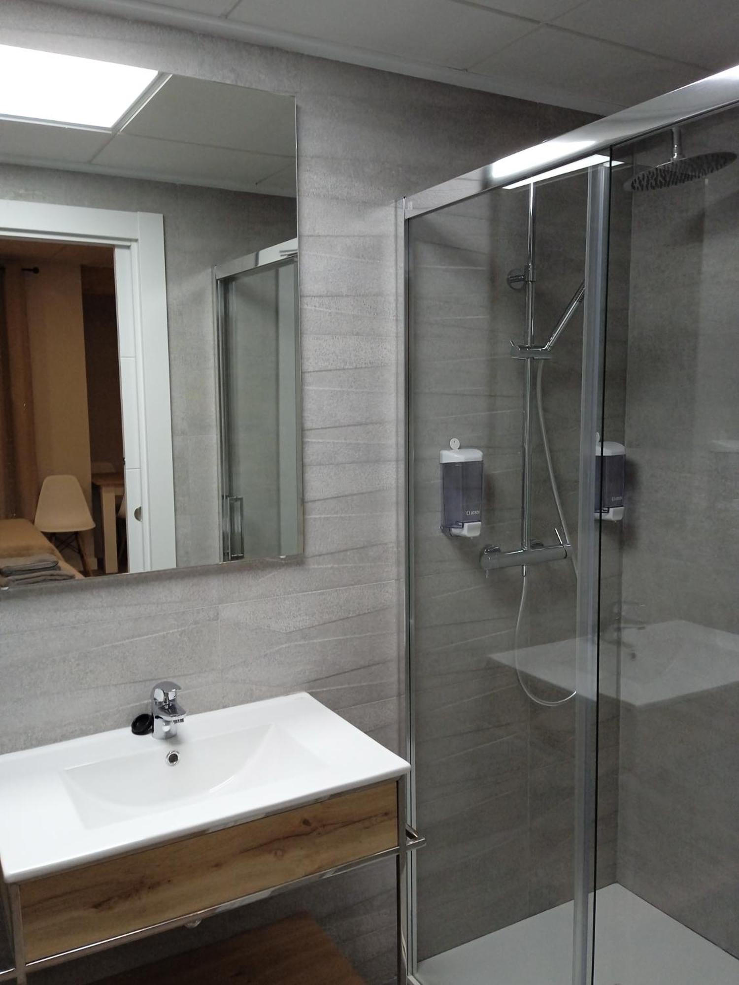 Hostal La Morenica Villena Bagian luar foto